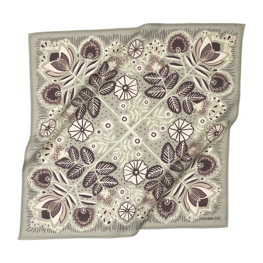 Esther Bandana
