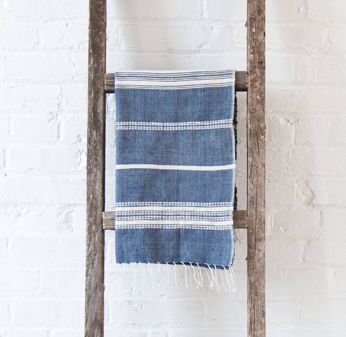 Aden Hand Towel - Navy with Natural