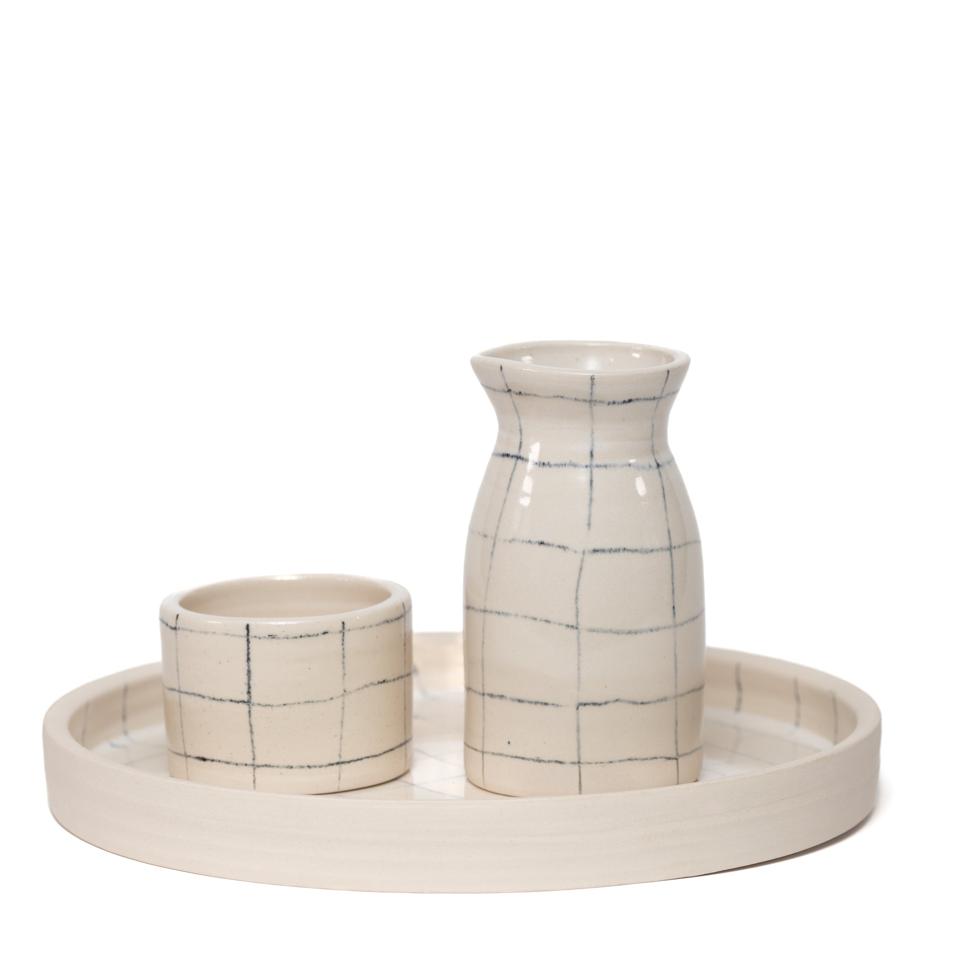 Erica Recto Pencil Line Pitcher